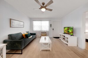 Apartment | 2 bedrooms, Internet - Beach Unit 1 in Palm Beach Shores (Singer Island)