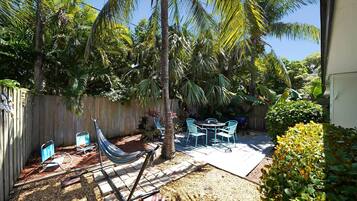 Apartment | 2 bedrooms, Internet