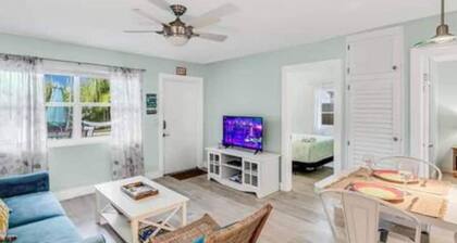 Beach Unit 1 in Palm Beach Shores