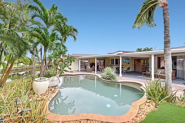 Villa | 2 habitaciones y internet 