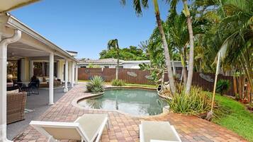 Villa | 2 bedrooms, Internet