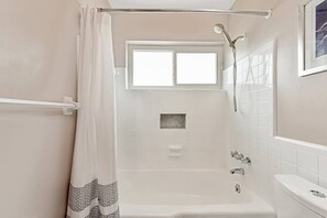 Villa | Badezimmer