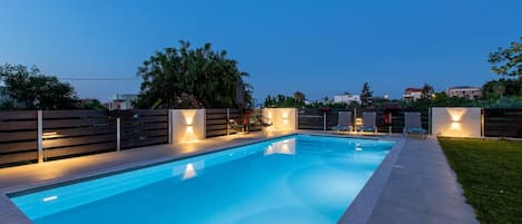 Piscine extérieure