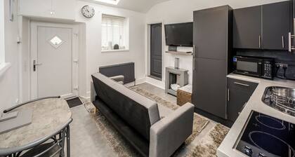 Cottage Hide-out