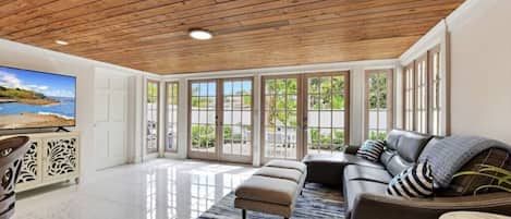 別墅 | 3 間睡房、互聯網