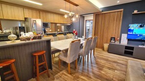 Private kitchen - Loft Lindo com Ar Condic, WIFI, Perto de Capivari (Campos do Jordão)