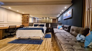 1 개의 침실, 미니바, 책상, 노트북 작업 공간