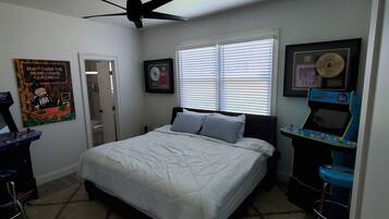 1 bedroom, WiFi, bed sheets