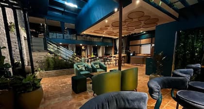 URBAN PARK SUITES HOTEL