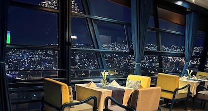 URBAN PARK SUITES