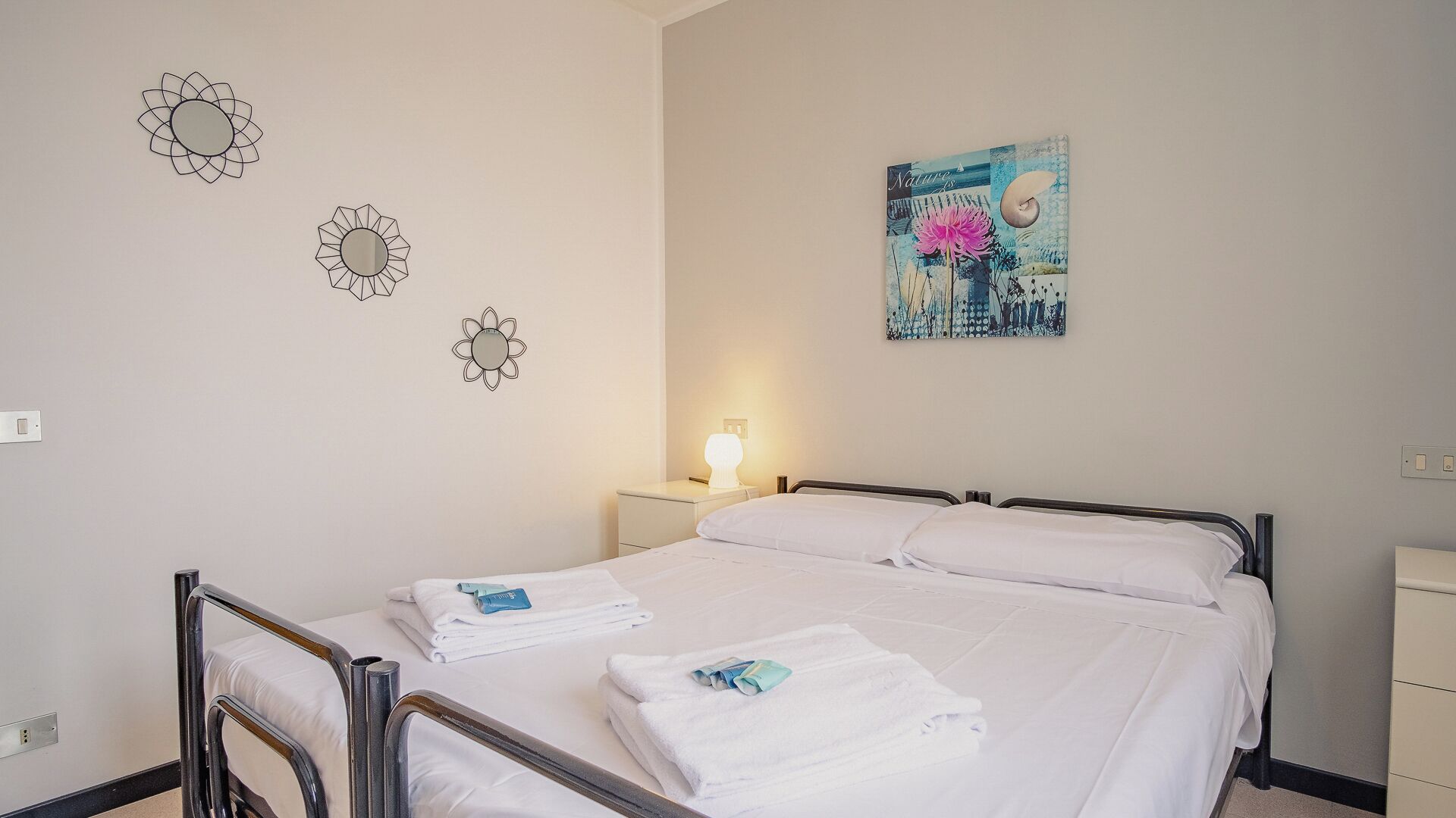 1 bedroom, iron/ironing board, free WiFi, bed sheets