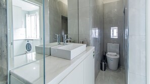 Haartrockner, Handtücher