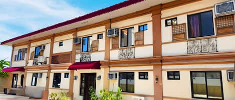 Entrada de la propiedad