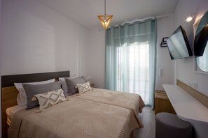 2 makuuhuonetta, silitysrauta/-lauta, ilmainen Wi-Fi, vuodevaatteet