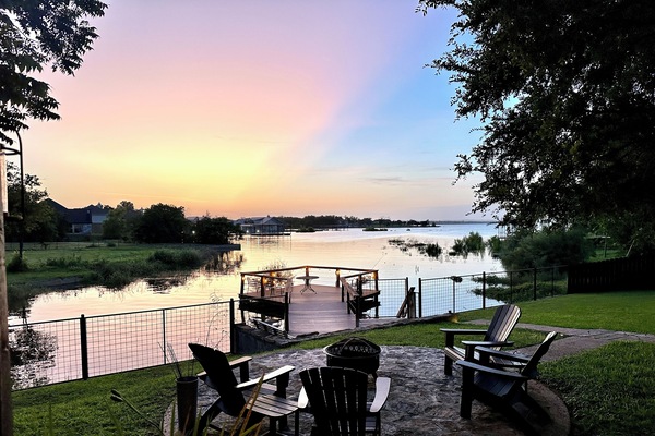 Spectacular sunsets await you at Boulder Bay!