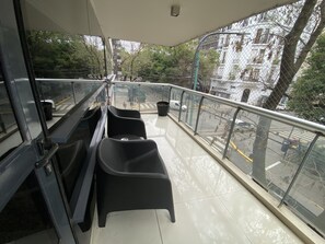 Appartement Confort, 1 grand lit, vue parc, en angle | Terrasse/Patio