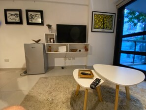 Apartamento Confort, 1 cama de matrimonio, vistas al parque, en esquina | 1 dormitorio, ropa de cama de alta calidad, edredones de plumas