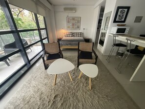 Appart'hÎtel Deluxe, 1 lit double, non-fumeurs, vue ville | 1 chambre, literie de qualité supérieure, couette en duvet d'oie