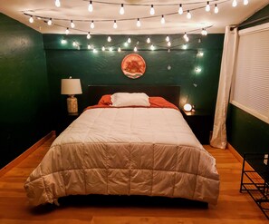 2 bedrooms, desk, iron/ironing board, free WiFi