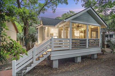 Stunning Designer Home, Fully Renovated, in Gated Community Near Beach. 