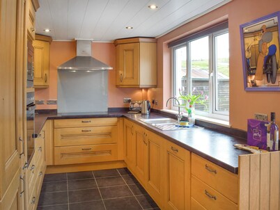 4 bedroom accommodation in Wanlockhead, near Dumfries