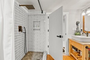 Hair dryer, bidet, towels, soap