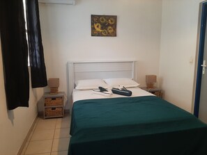 1 bedroom, iron/ironing board, travel crib, WiFi - Appartement F2 Zen, à Proximité de la mer (Les Trois-Îlets)