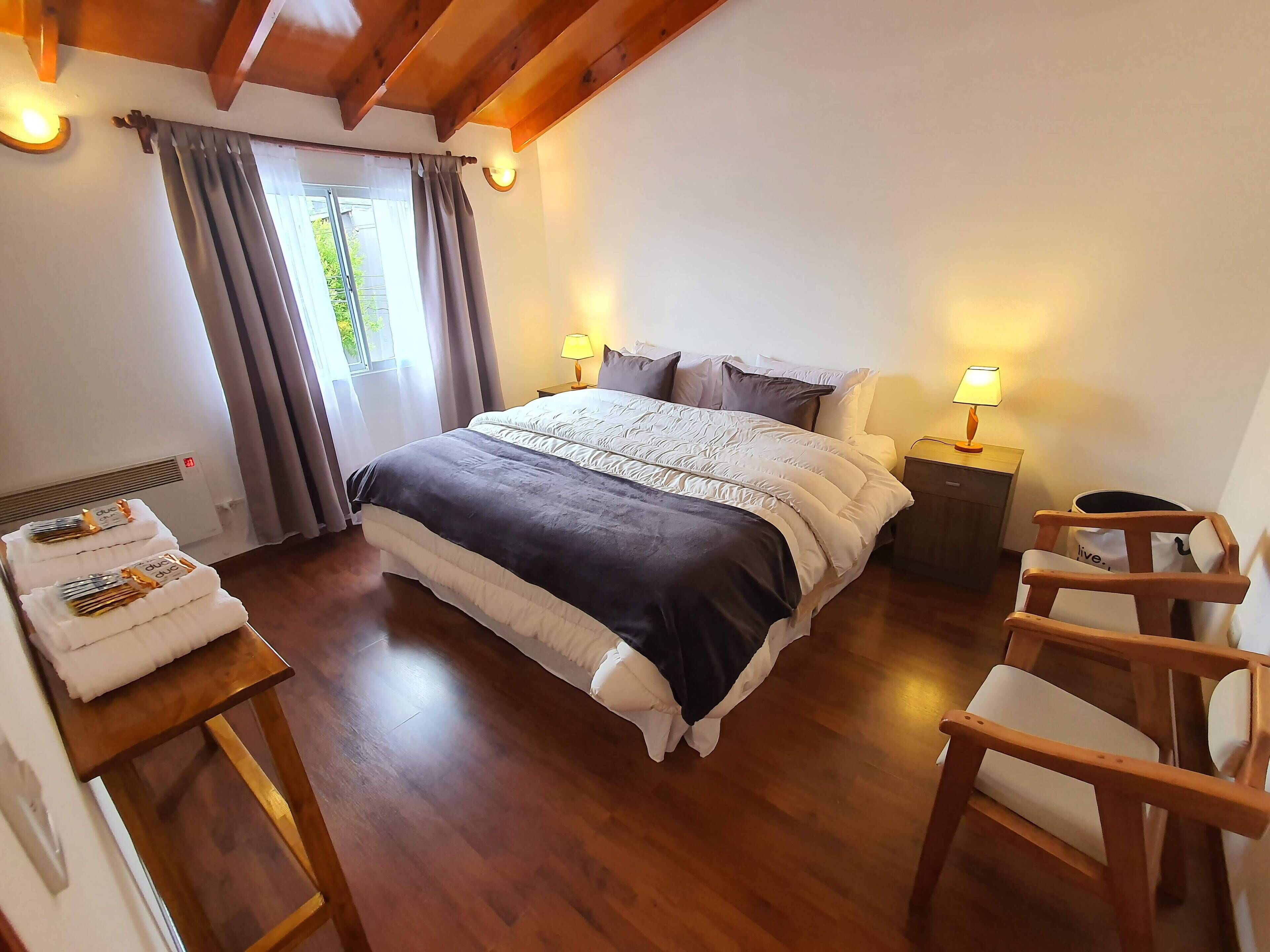 1 bedroom, free WiFi, bed sheets