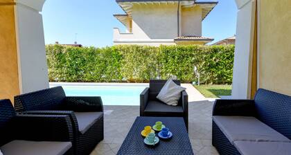 Villa Iris a Manerba del Garda By Bookinggardalake