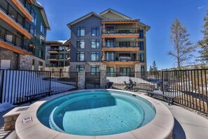 Pool - Tipsy Fox @ Downtown Winter Park Near the Slopes! (Winter Park)