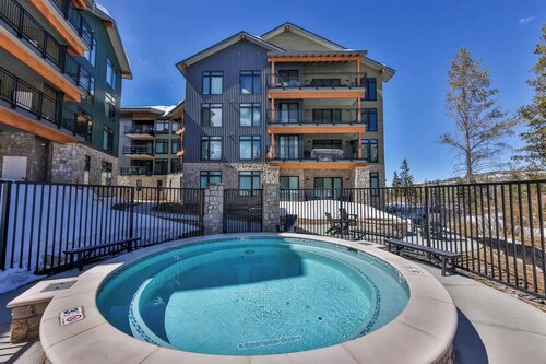 Tipsy Fox @ Downtown Winter Park Near the Slopes!