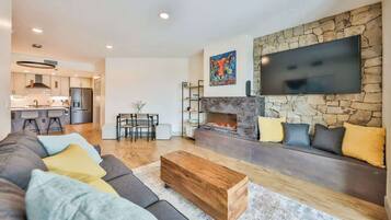 TV, fireplace, offices