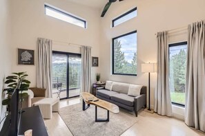 Televisie en een kantoor