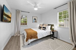 2 bedrooms, iron/ironing board, travel cot, WiFi