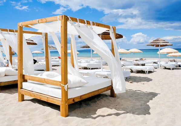 Sun loungers, beach towels