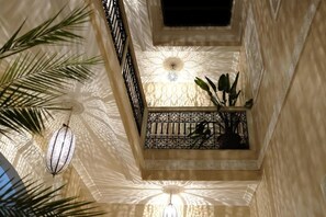 منطقة الاستقبال