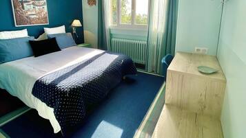 Comfort tweepersoonskamer | Geluiddichte muren, een strijkplank/strijkijzer, gratis wifi