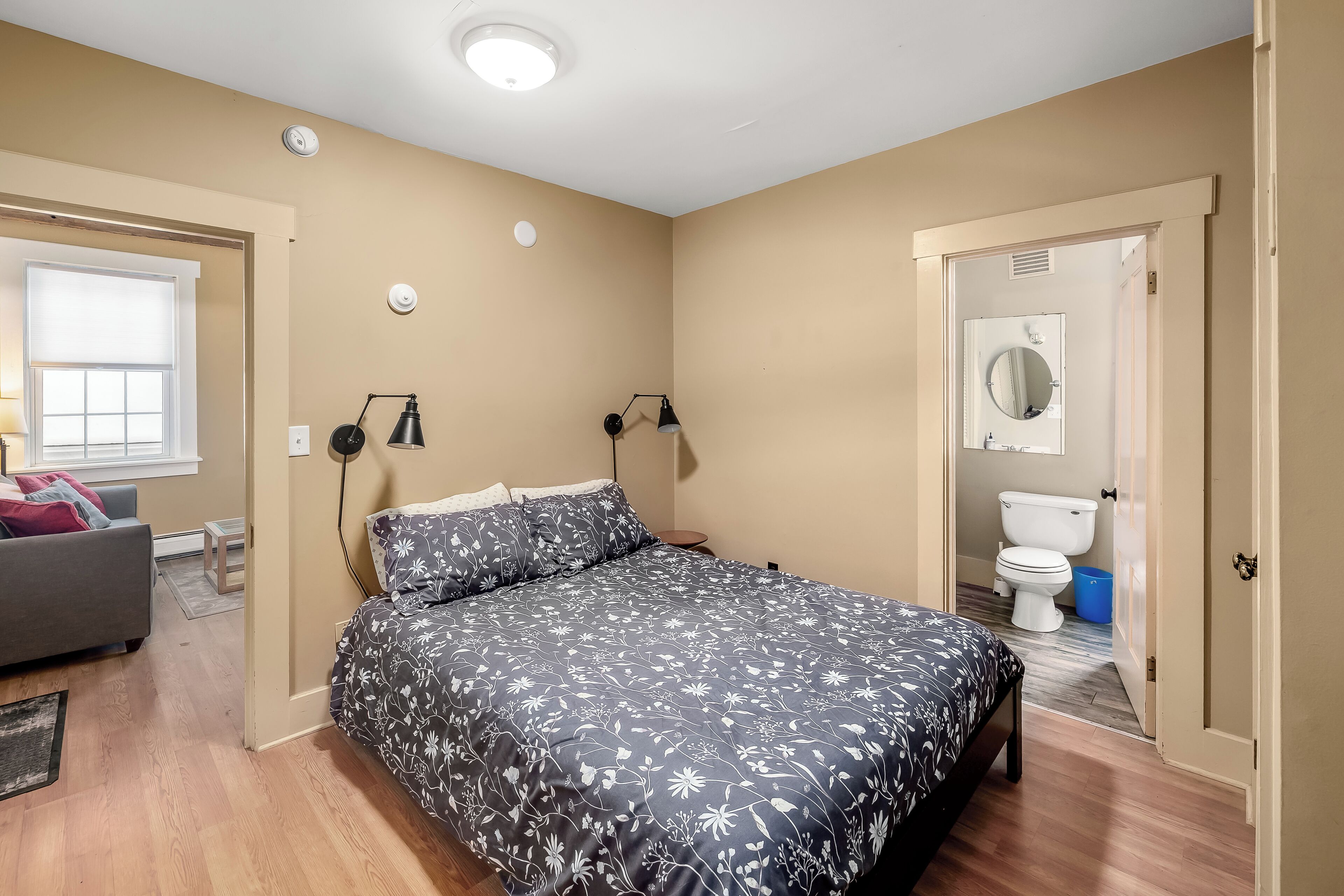 1 Schlafzimmer, Schreibtisch, Bügeleisen/Bügelbrett, kostenloses WLAN