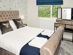 3 bedrooms, free WiFi, bed sheets - 3 bedroom accommodation in Lane Ends, near Bolton by Bowland (Lane Ends, near Bolton by Bowland)