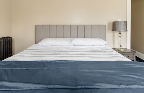 Large duplex king size bed and two queen size
