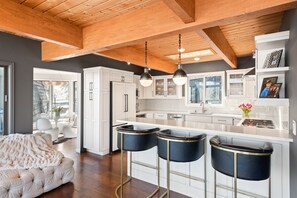 Private kitchen - Tranquil Mountain Escape (Snowmass Village)