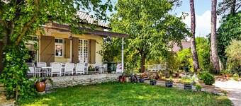 Amazing home in Sernhac with WiFi