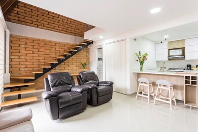 Entire Studio close to Medellín's downtown, the real Medellín