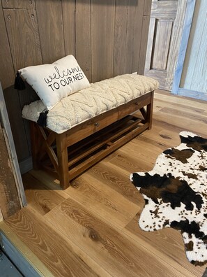 Interior - The Country Cottage. A cozy 1bed/1bath in the small country town of Scandia, KS. (Scandia)