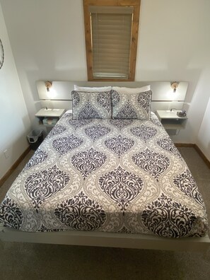 1 chambre, bureau, fer et planche à repasser, Wi-Fi gratuit