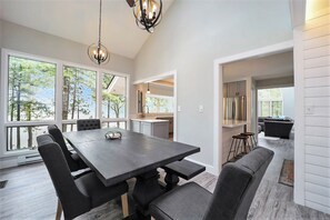 تناول الطعام