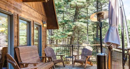 Three Story Cabin w/Hot Tub, Large Decks & Grill, Garage, Near Hike/Bike Trails