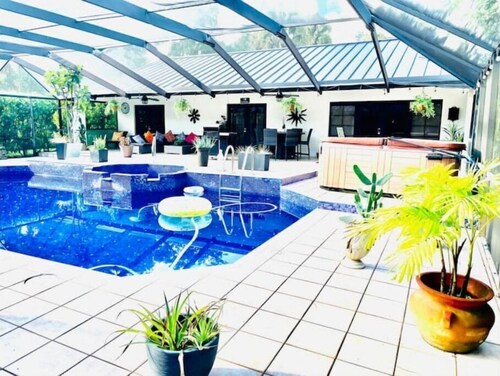 Stunning Pool Cottage in heart of Wellington and the Polo Grounds  WEF2024