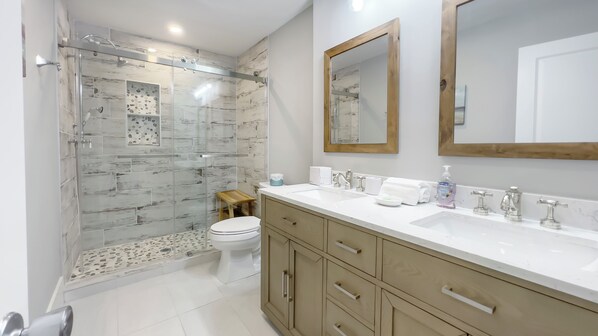Bathroom - 14 Beach Lagoon Road at The Sea Pines Resort (Hilton Head Island)