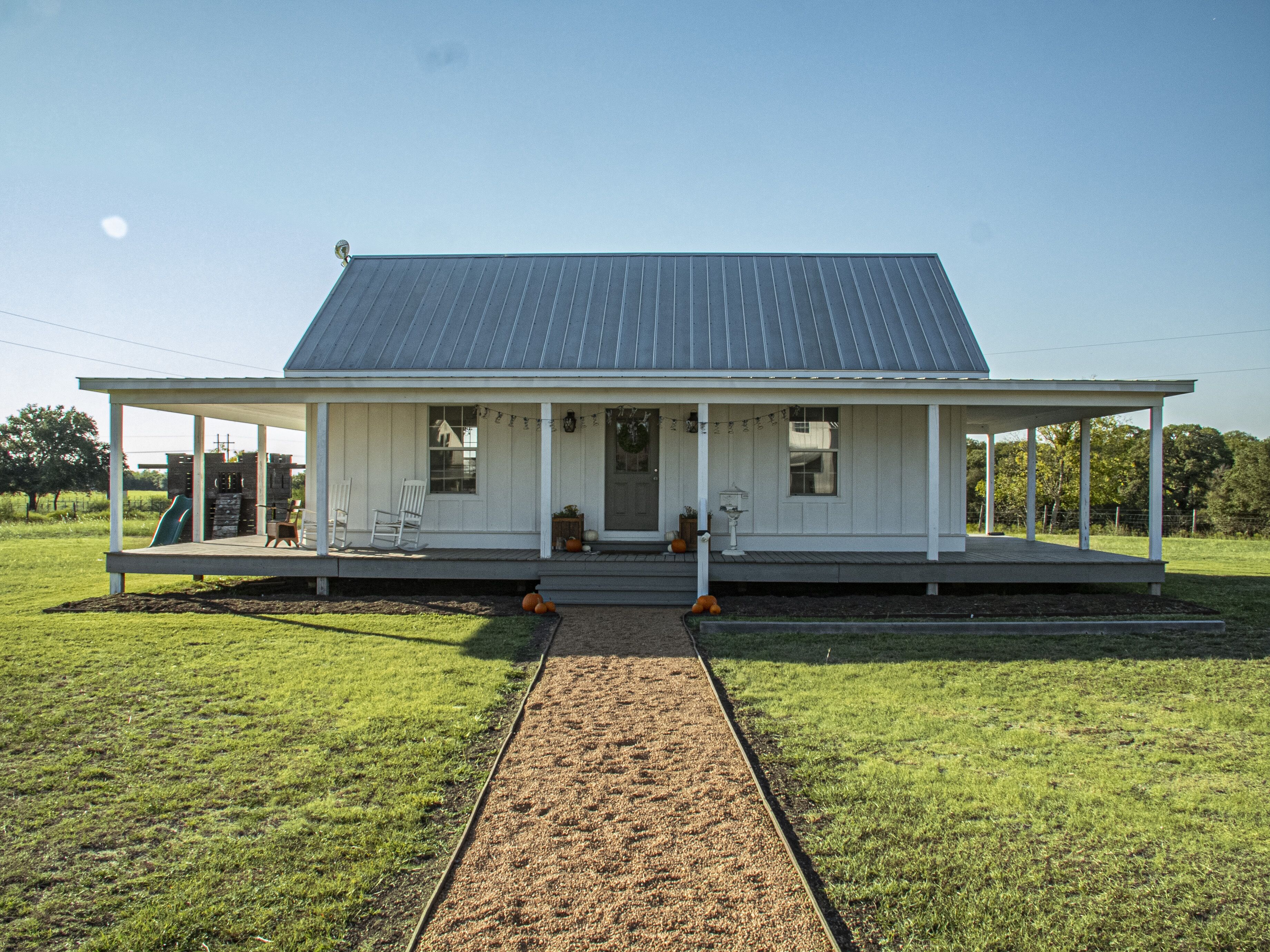 Firefly Farms - Farmhouse 